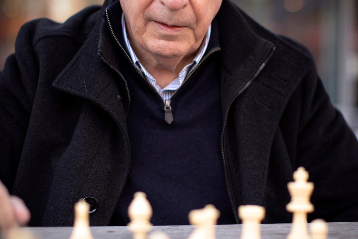 Harvard researcher turns to chess for insights on brain health